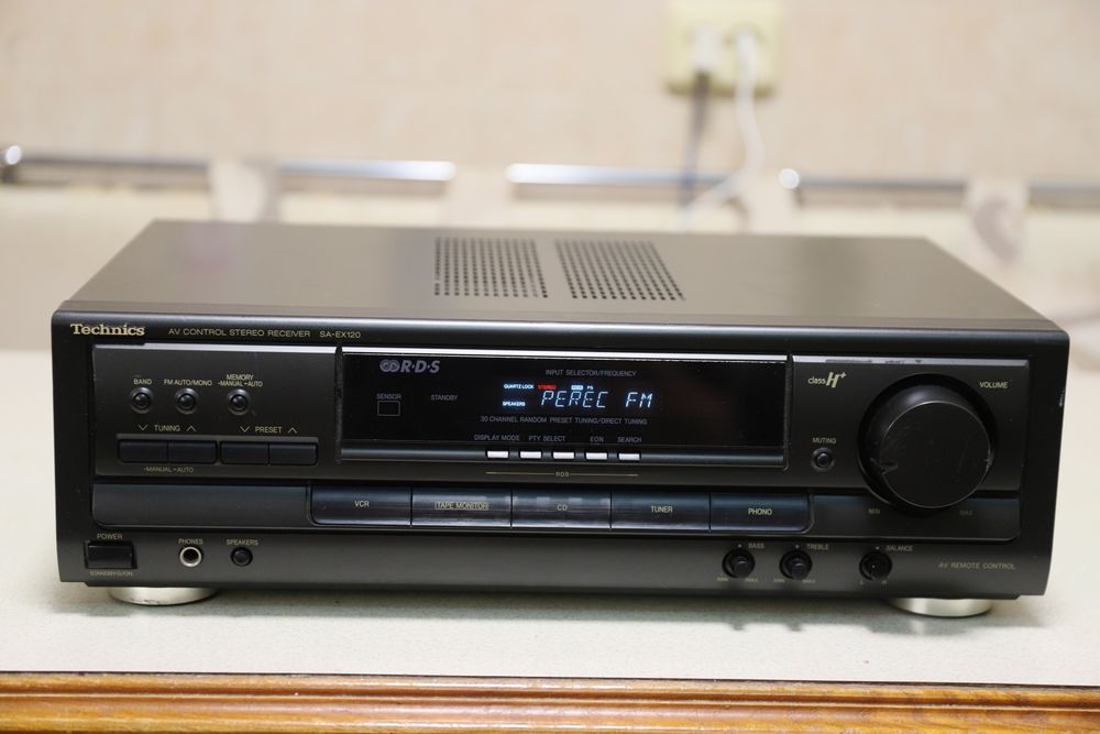 Technics  SA - EX 120 receiver