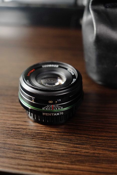 Об'єктив Pentax DA 70 F2.4 Limited