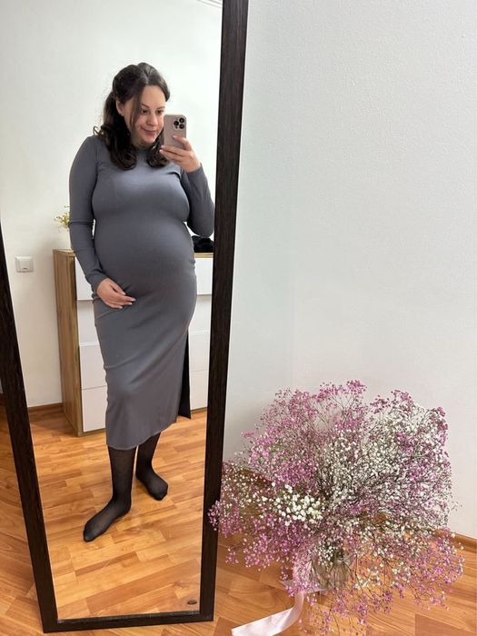 Плаття для вагітних та годуючих