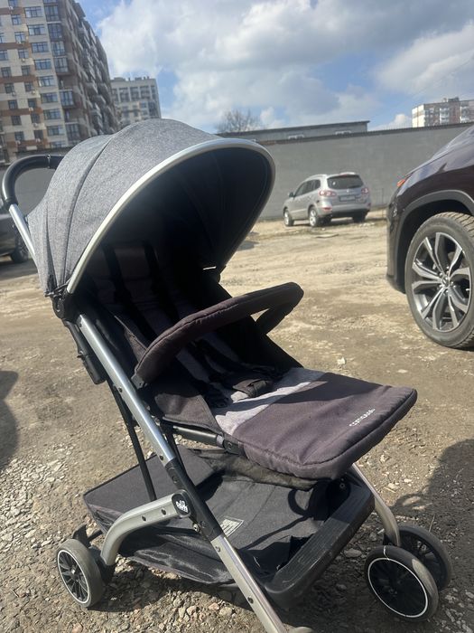 Прогулянкова коляска Cam Compass