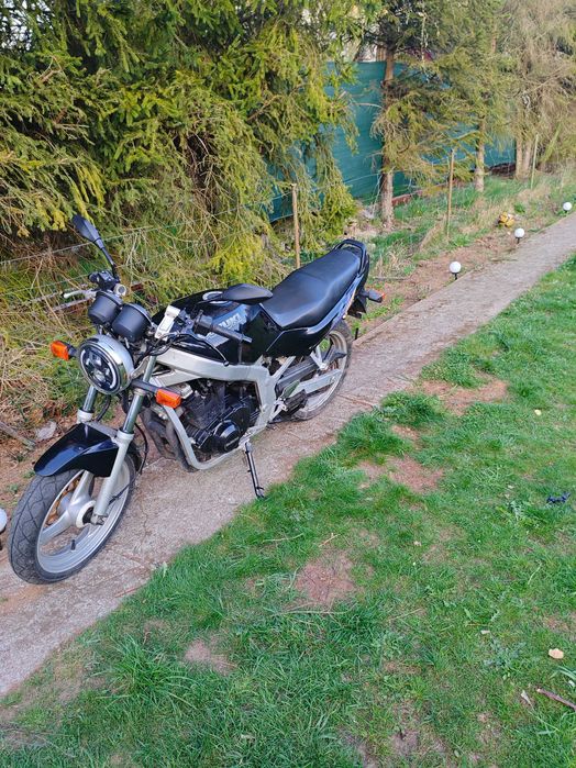 Sprzedawczyni motocykli