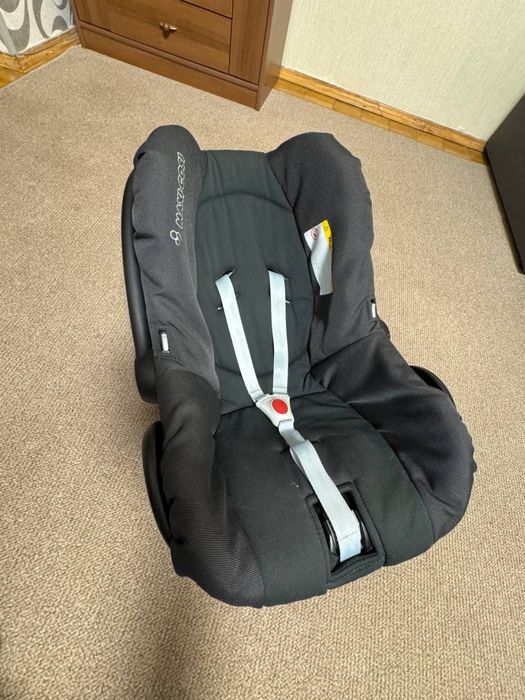 Дитяче автокрісло люлька Maxi Cosi City 0-13 кг (0-12міс)