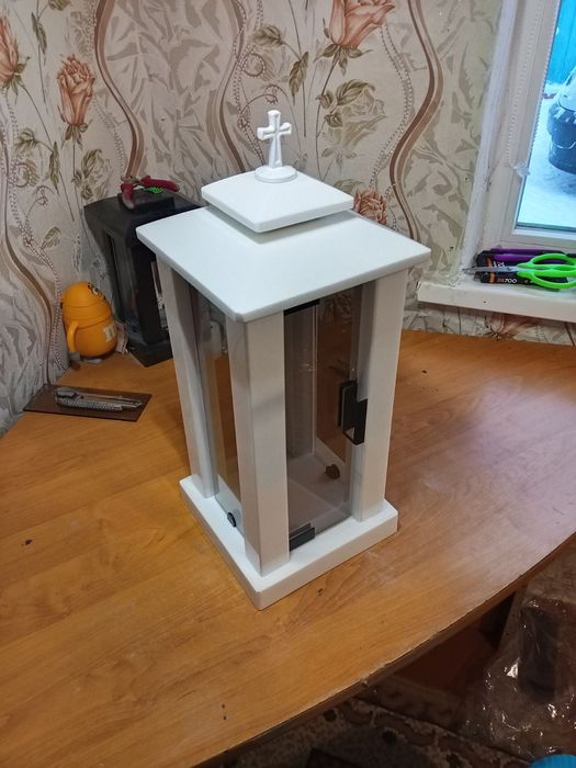 Лампадки із мармуру різних розмірів