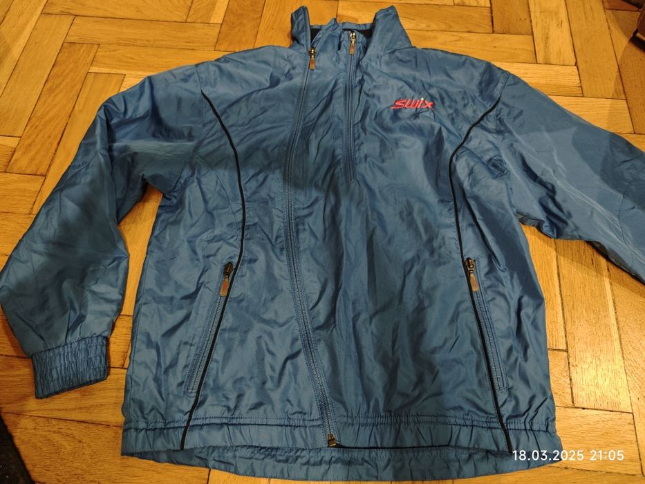 Kurtka cienka / wiatrówka r.148