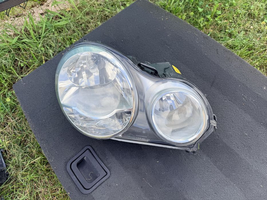 Lampa przednia prawa Polo 9n polo IV