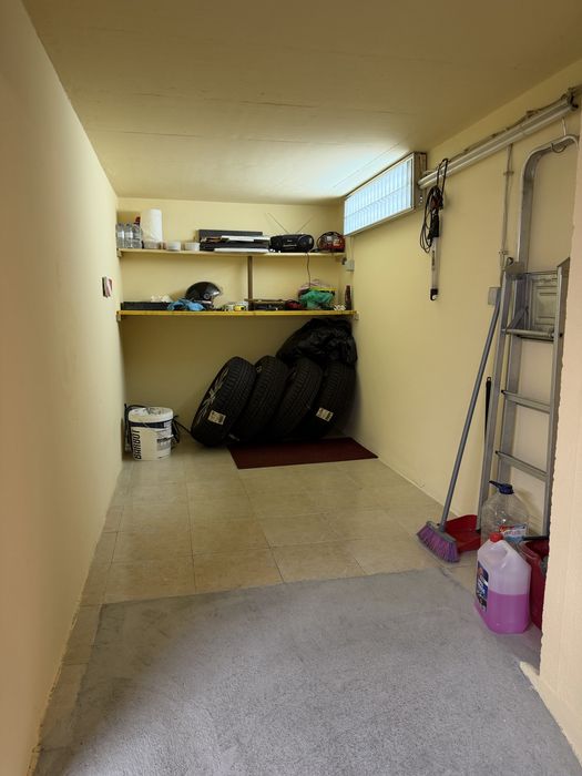 Garagem com portao eletrico 24m2
