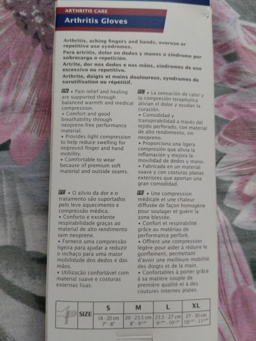 Продам перчатки Actimove arthritis gloves.