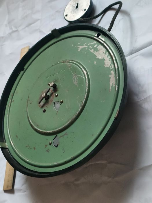 Маяк с барометром