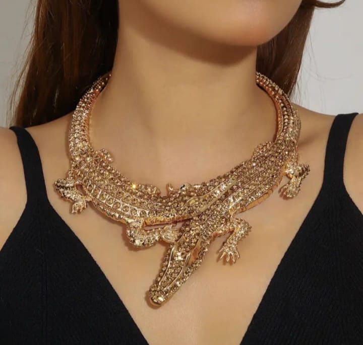 Вінтажний крокодиловий підвіс