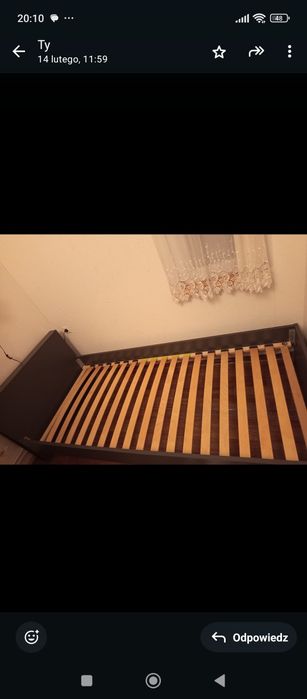 Łóżko koloru wenge