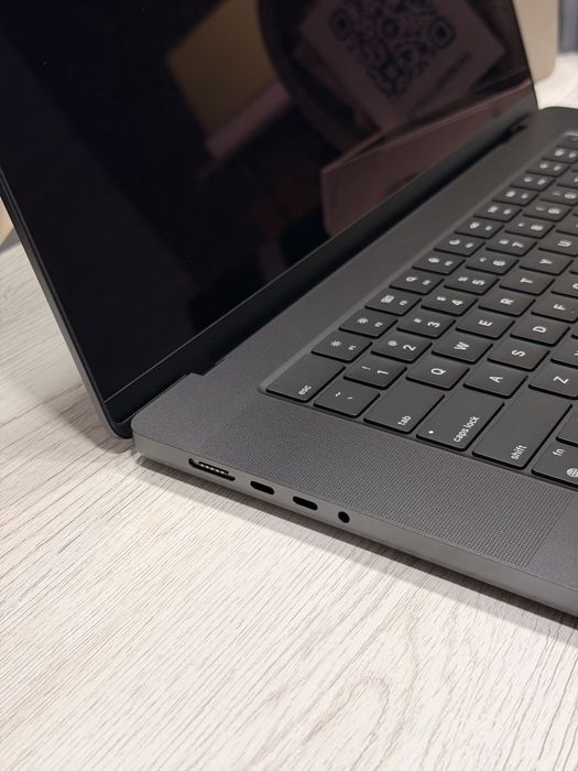 Open box MacBook Pro 16" M4 Pro 24/512gb Space Black 4CPU 20GPU (MX2X3) 2024