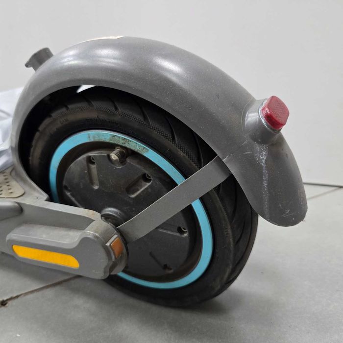 Hulajnoga elektryczna Motus Scooty 10 GEN5