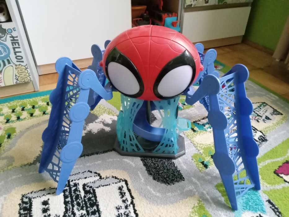 Spider  Pajęcza Baza Spidey i super-kumple Skwierzyna • OLX.pl