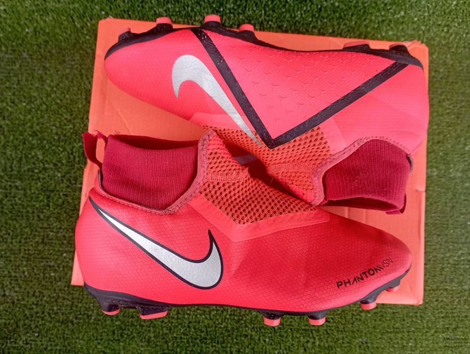 Дитячі кросівки бутси Nike Phantom Vsn Academy