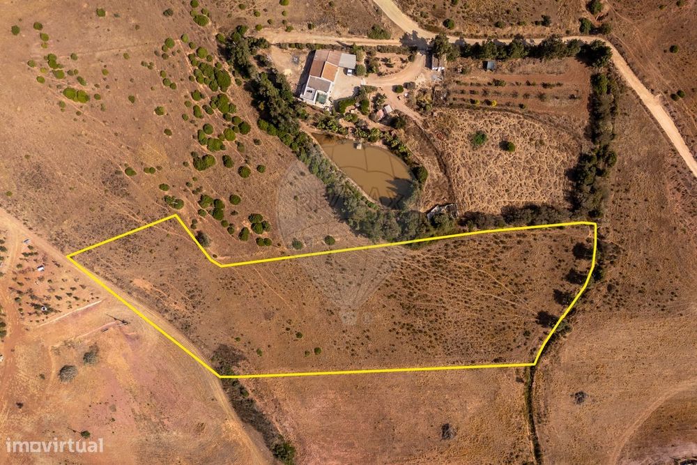 Terreno  para venda — Barão de São Miguel, Faro