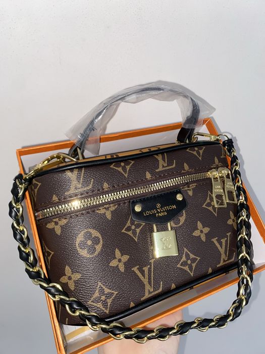 Сумочка Coach YSL miu miu Jacquemus Chanel Hermes Louis Vuitton Gucci