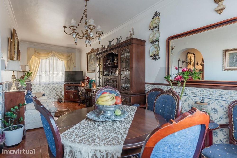 Apartamento T2 em Camarate! — Camarate, Unhos E Apelação, Lisboa