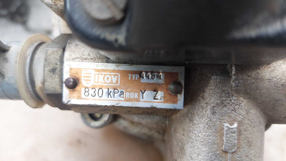 Zawór główny hamulca samochodu Tatra 815 nowy.