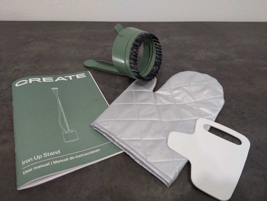 Ferro a vapor vertical com base/depósito CREATE