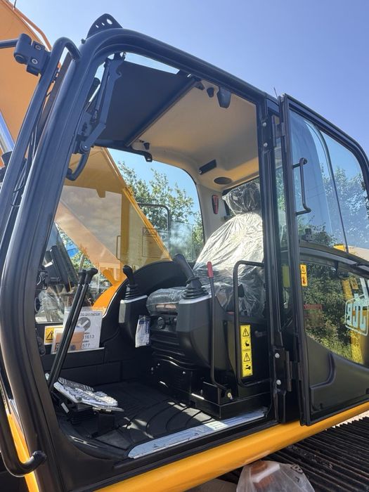Гусеничний екскаватор JCB JS220NLC — новий, 2021 рік