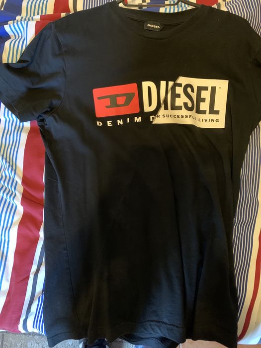 Boas pecas de roupa e usado uma vez