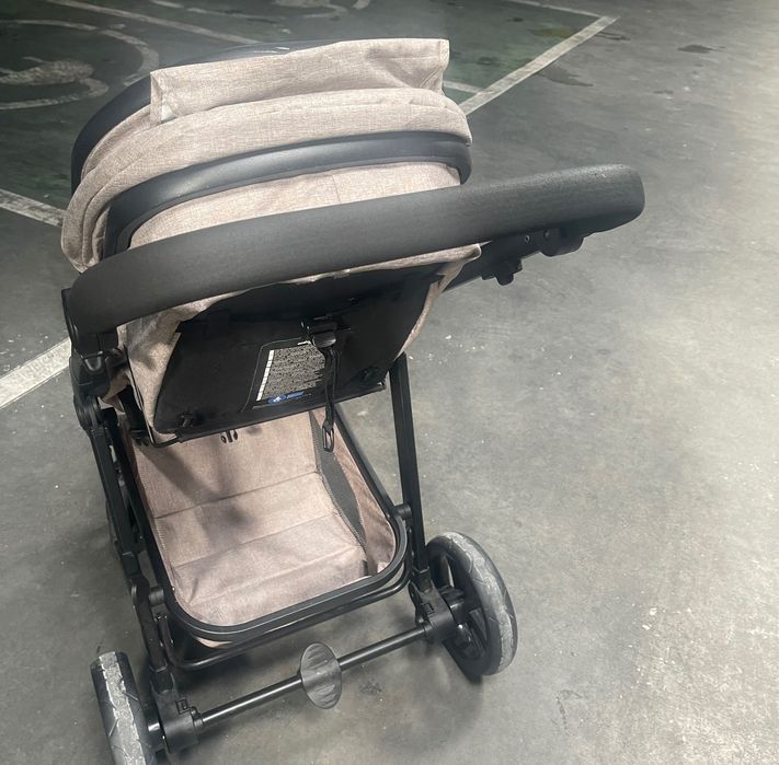 Carrinho trio de bebé