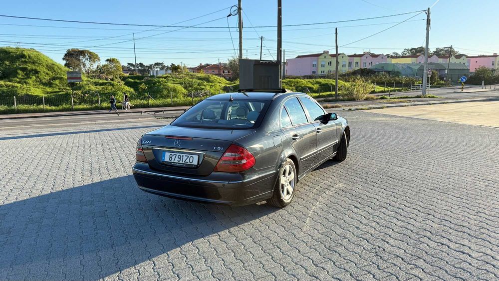 MERCEDES E 220 CDI AVANGARD nacional  194 mil km