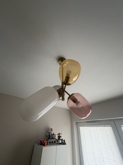 Lampa w stylu baudelaire