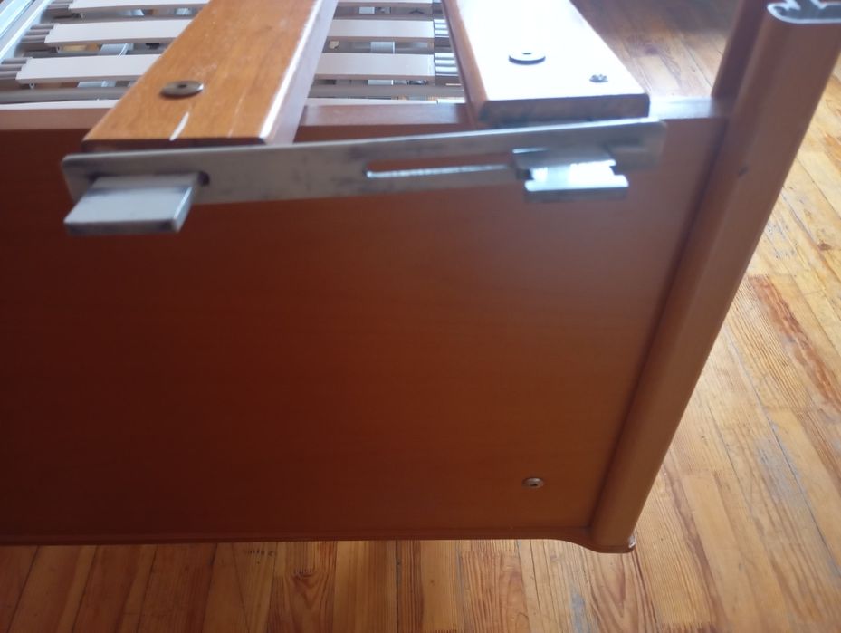 Медицинская электрическая кровать