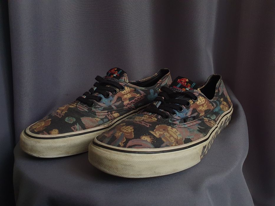 Buty Vans x Nintendo r.44 US 10.5