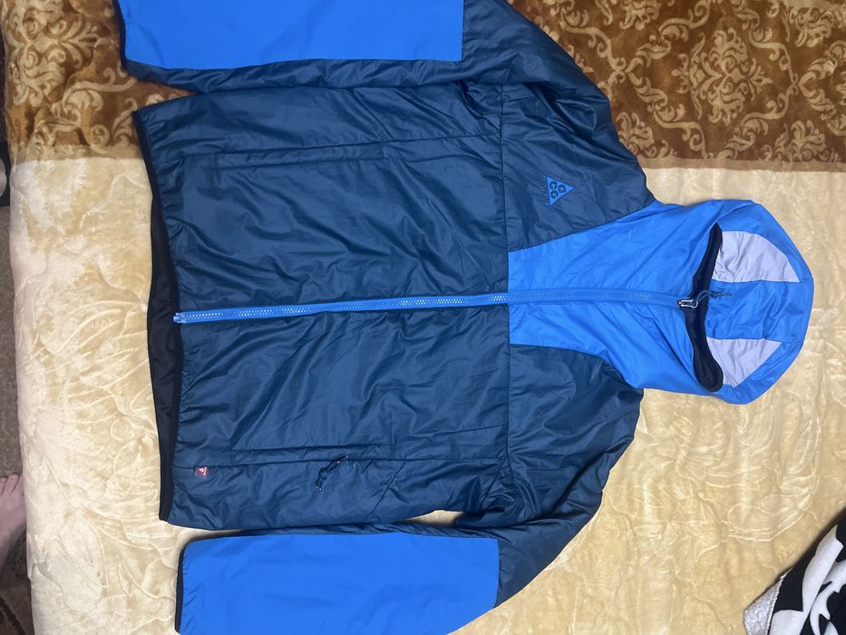 Курточка Nike Acg