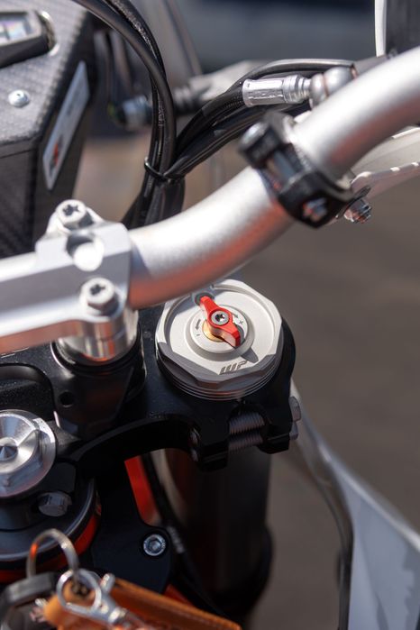 2026 KTM 690 Enduro R Full Extras