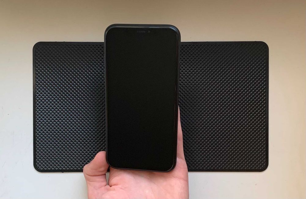 Самый дешевый - iPhone XR - 64 гб - 89% АКБ - NEVERLOCK - BLACK