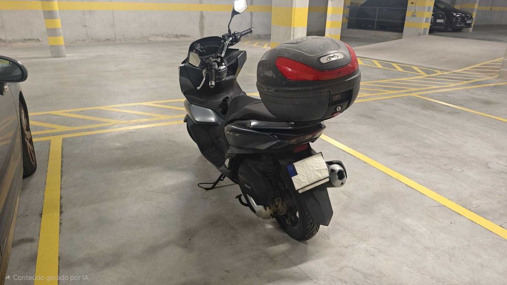 Honda PCX 125 (08/2022) – Como nova, só 3.600km – Porto