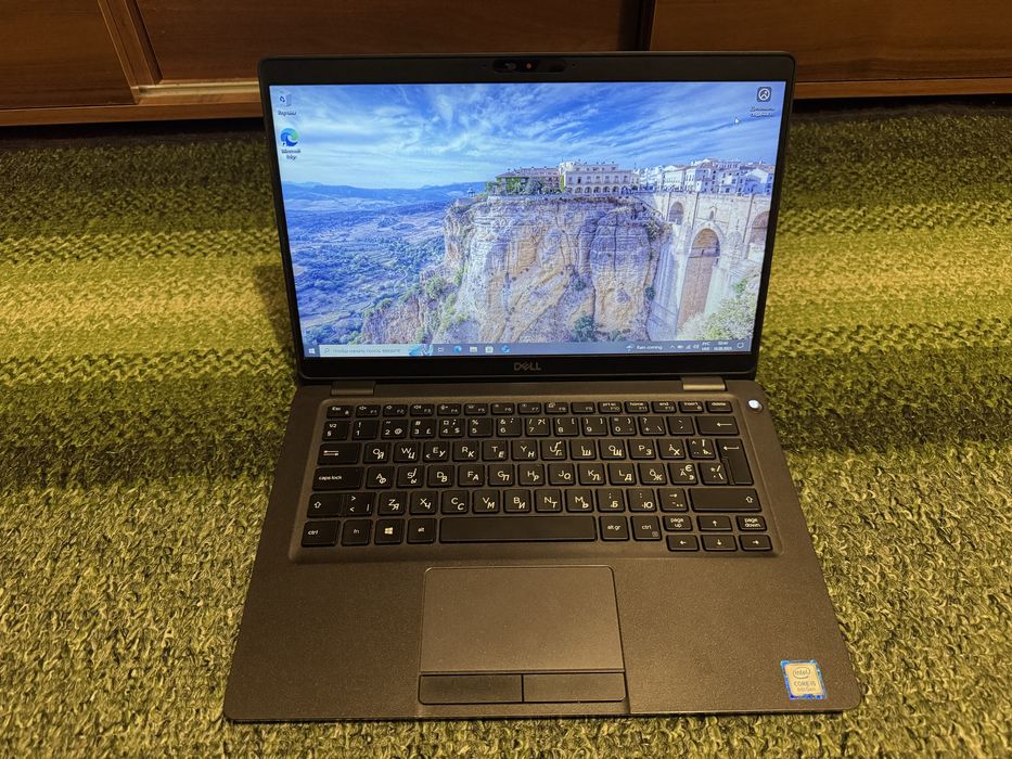 Ноутбук Dell Latitude 5300 (i5-8265u/ 8/256] 13.3"