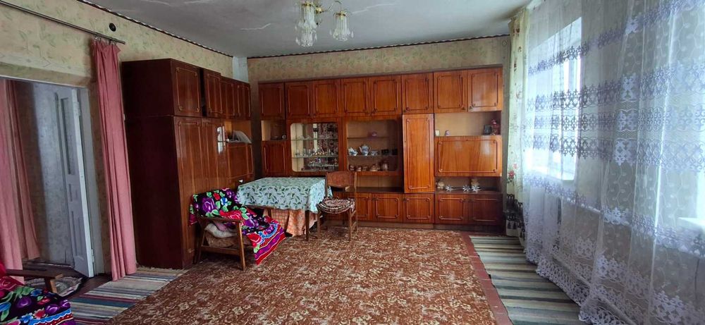 Продам будинок.  Українка, центр . Сертифікат