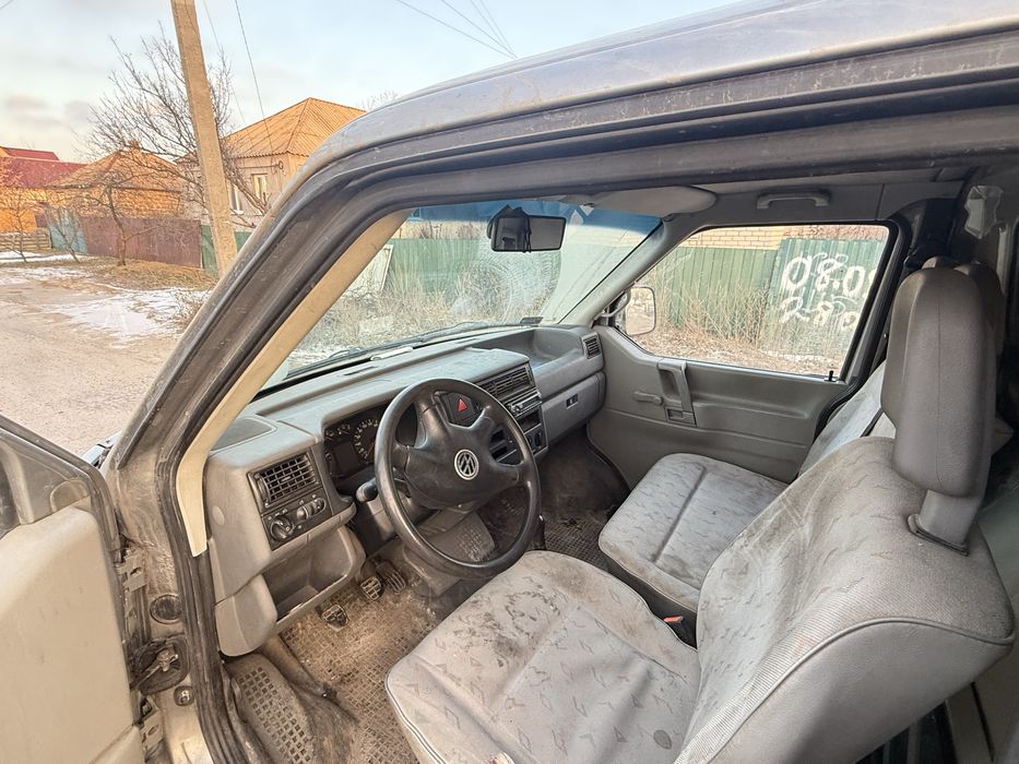 Volkswagen T4  1999 2.5tdi 65 KW