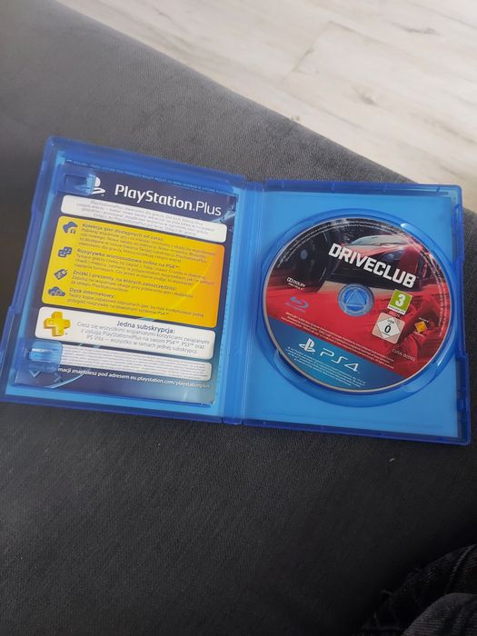 Gra na ps4 drivelcub