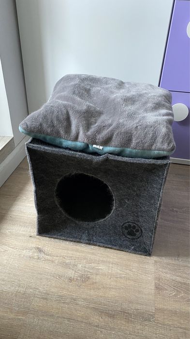 Домик для кота из войлока