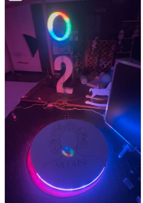 Plataforma 360 Photo Booth 115cm – Como Nova!