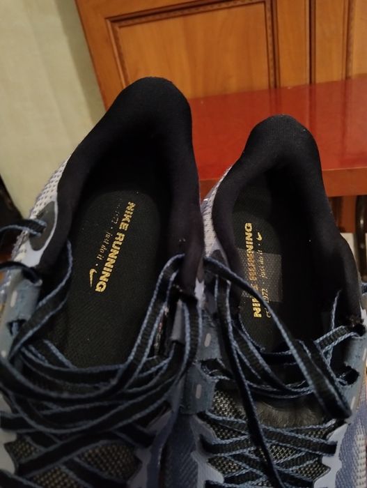 Взуття, кросівки Nike .