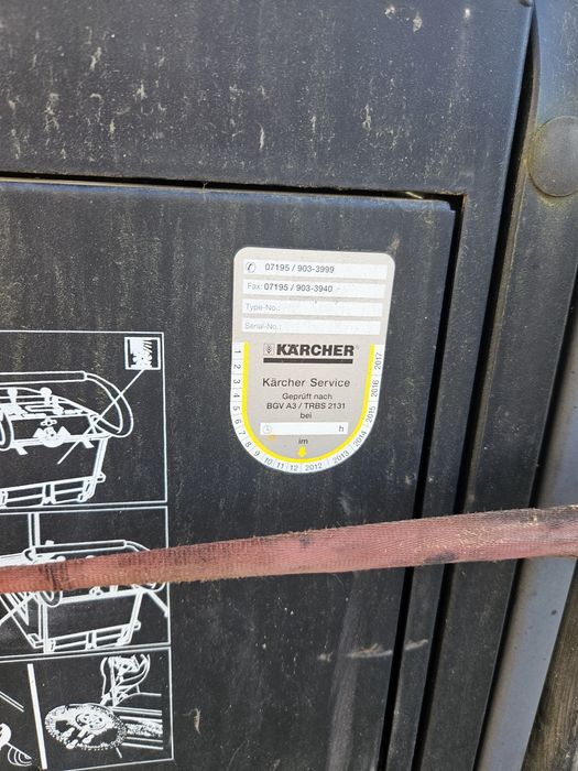 Karcher zamiatarka KSM 950 S B
