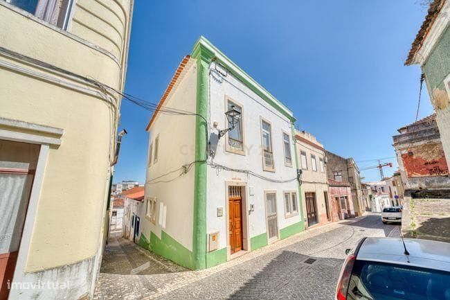 Property in Rio Maior, Santarém