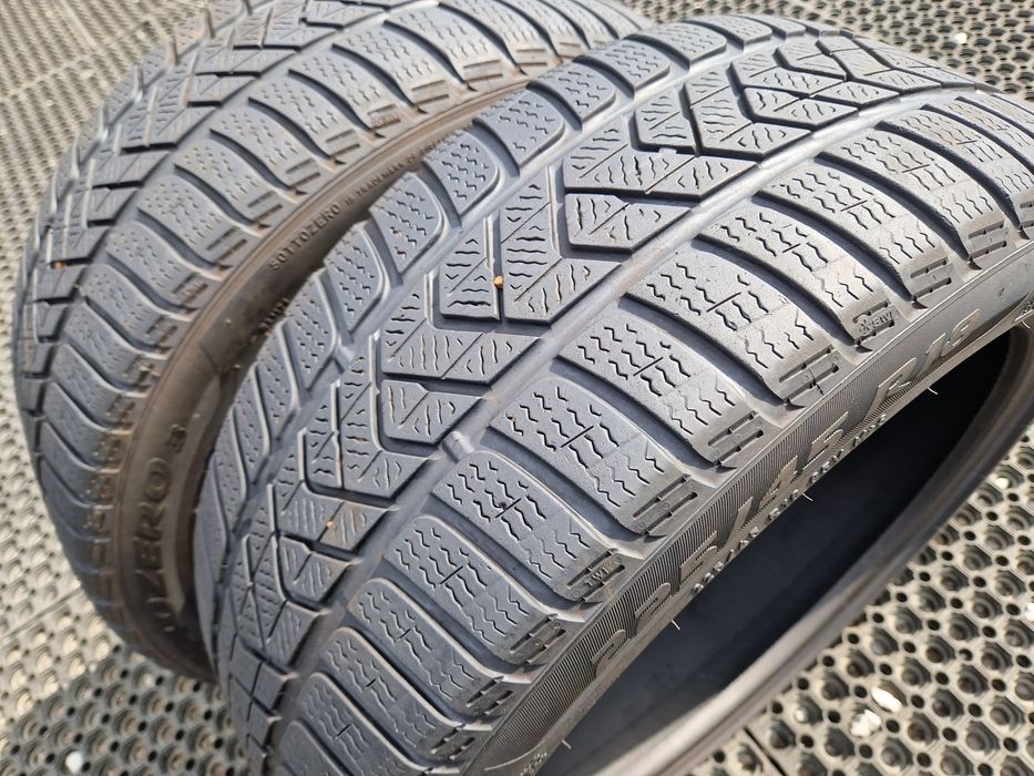 Opony zimowe Pirelli Sottozero 3 Winter  225/45r18 (95V) XL