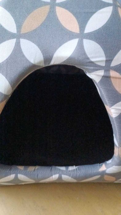 Будиночок для котів