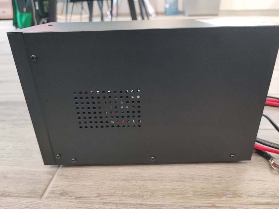 Інвертор/ДБЖ з правильною синусоїдою 12V LPY-B-PSW-1000VA/700BT -10/20