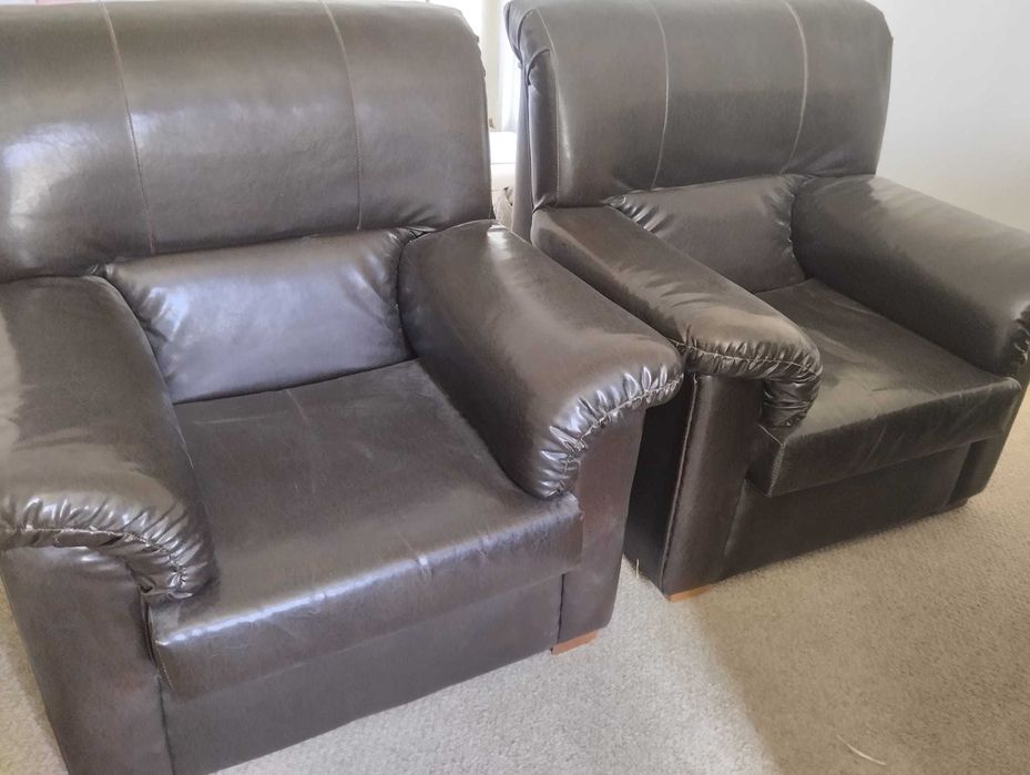 Sofá e poltronas