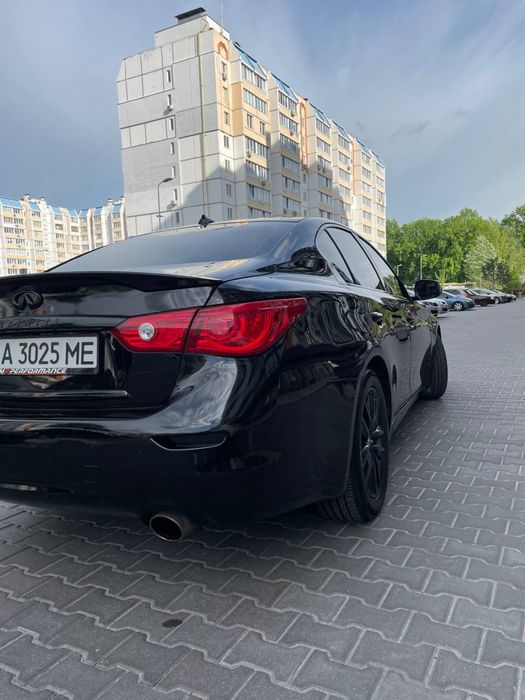Infiniti Q50 2013. 3.7 газ-бен., повний приід