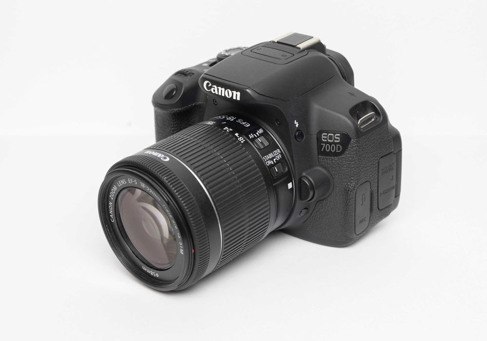 Canon EOS 700D + obiektyw 18-55mm | Duży zestaw akcesoriów