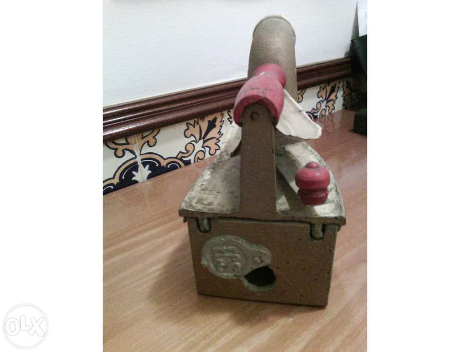 Ferro de Engomar 'brasas'